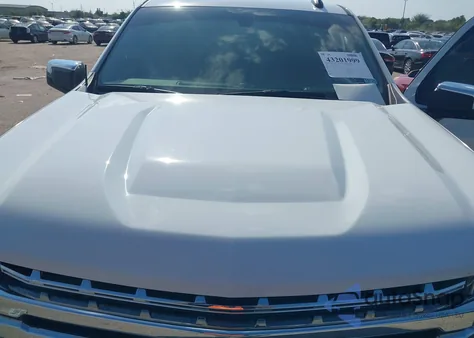 2021 Chevrolet Silverado 1500 2Wd Short Bed Lt z USA, uszkodzony, nr VIN 1GCPWCED3MZ405457